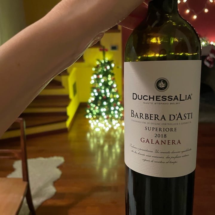 review photo of Duchessalia Barbera D’Asti 2018 shared by @eatlovetravel on 13 Jan 2022 - review