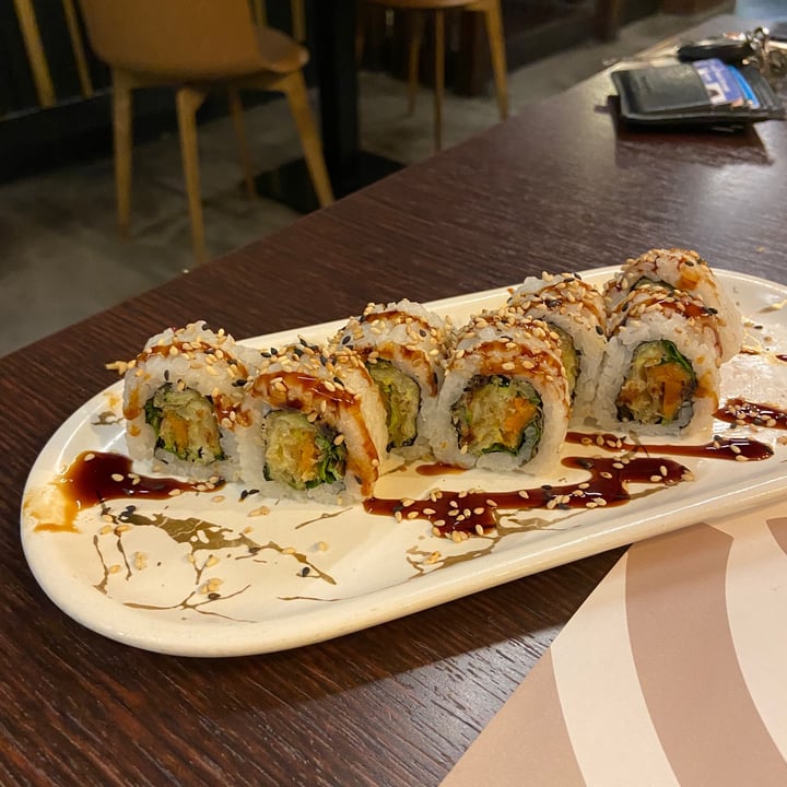 Ristorante Sushi Wagashi Palermo, Italy Uramaki just vegetal Review