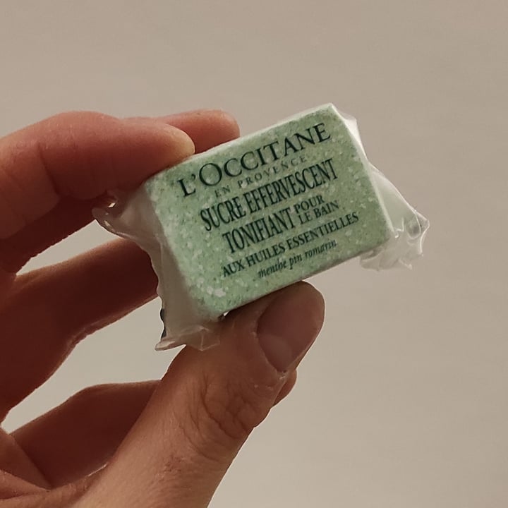L'Occitane en Provence Effervescent Revitalizing Sugar Cube Reviews