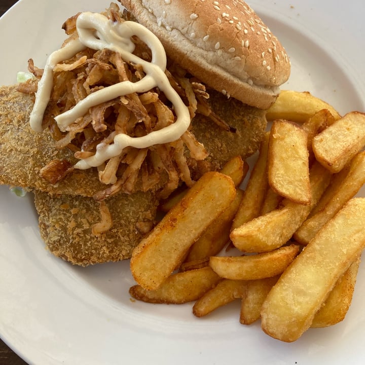 Mitchells Scottish Ale House Cape Town, South Africa The Plucky Burger Review abillion