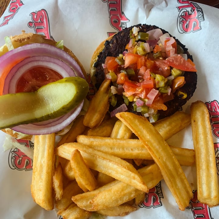 St. Louis Bar & Grill Mississauga, Canada Veggie Burger Review abillion
