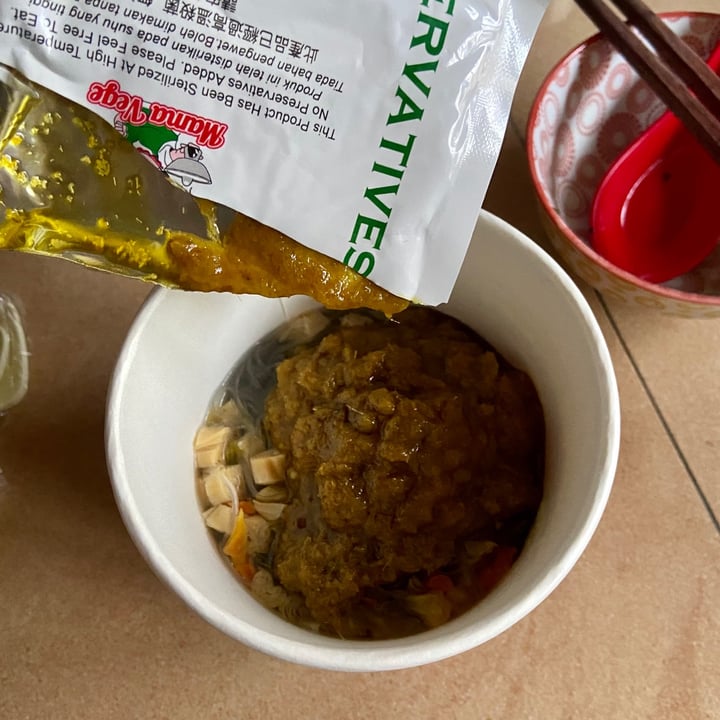 review photo of Mama Vege Thai Spicy Glass Noodle shared by @dafnelately on 10 Sep 2021 - review