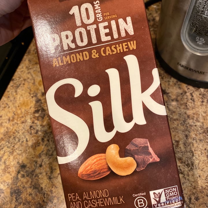 Danone Silk Almond & Cashew Milk Reviews abillion