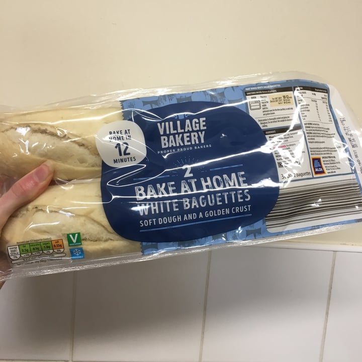 ALDI Bake at home white baguettes Review abillion