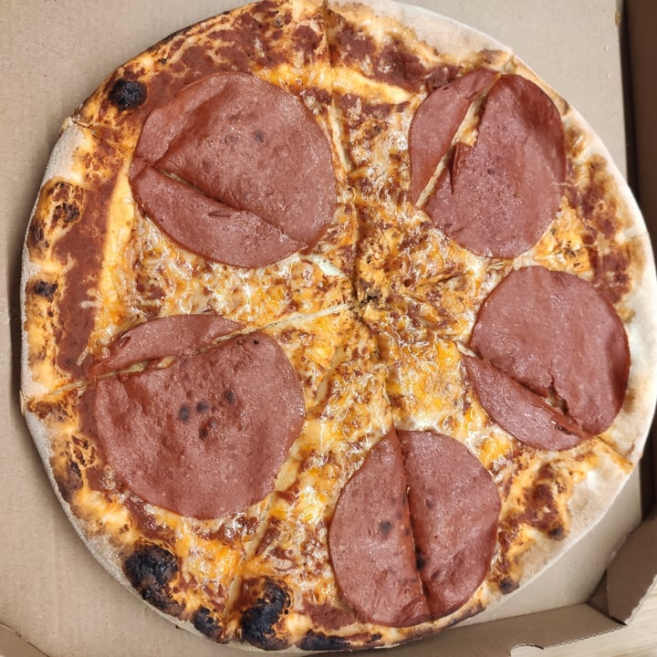 Vapiano Solaris Kesklinn, Tallinn, Estonia Vegan Salame Pizza Review