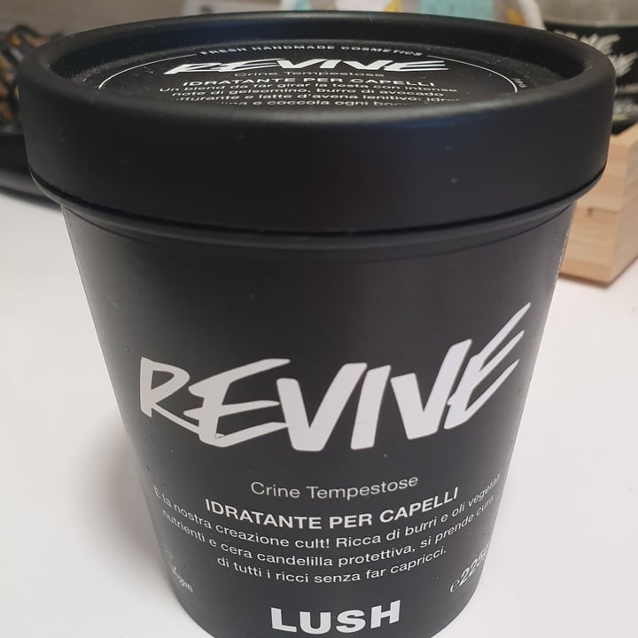 LUSH Fresh Handmade Cosmetics Hair Moisturizer Revive Review abillion