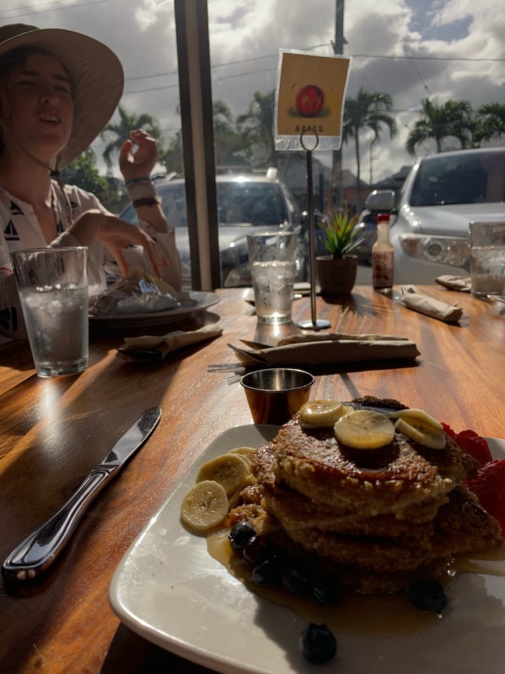 The Beet Box Cafe North Shore, Haleiwa, United States Banana Oat