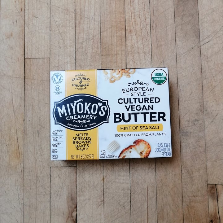 photo of Miyoko's Creamery European Style Cultured Vegan Butter Hint of Sea Salt shared by @haleylenora on  18 Jul 2021 - review