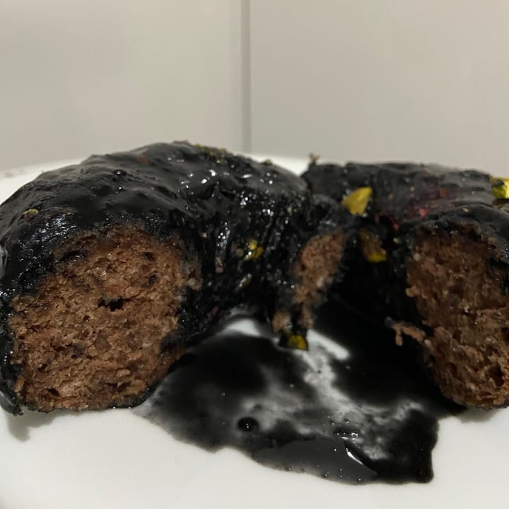 review photo of Khamsa Cafe Black Sesame & Chocolate Donut shared by @glenwithav on 04 Nov 2020 - review