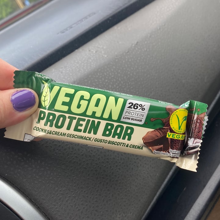 Lidl Vegan Protein Bar Cookies & Cream Review abillion