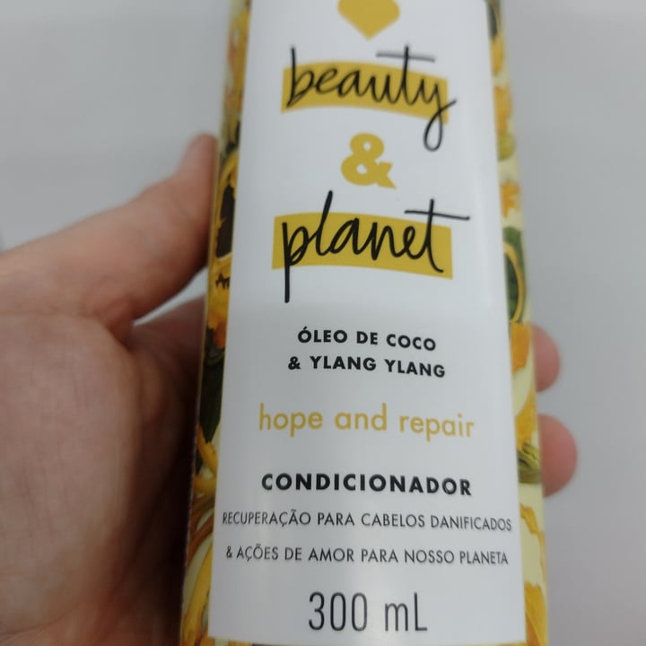 Love Beauty and Coconut Oil & Ylang Ylang Conditioner Review