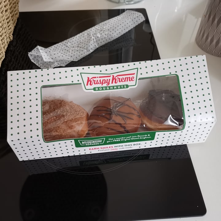 Krispy Kreme The New Vegan Trio Fudge Brownie Bliss, Caramel Choc