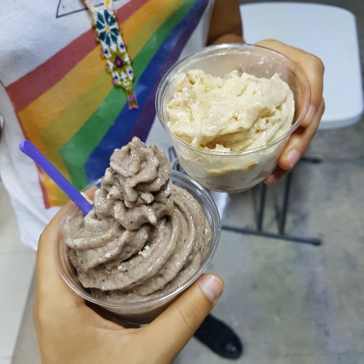 Meows Cream Heladeria Tulum Centro, Tulum, Mexico Oreo Ice Cream Review