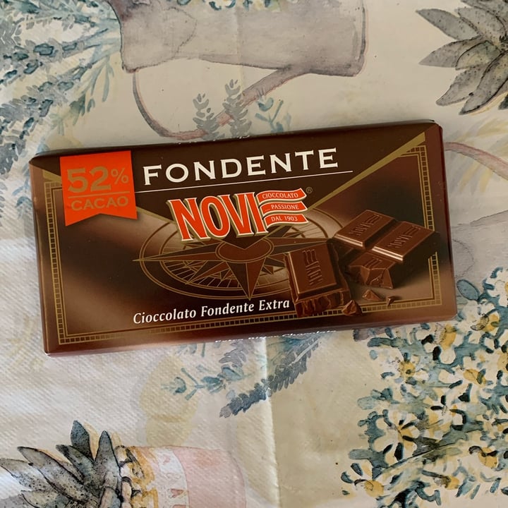 Novi Cioccolato Fondente Extra 52% Review | abillion