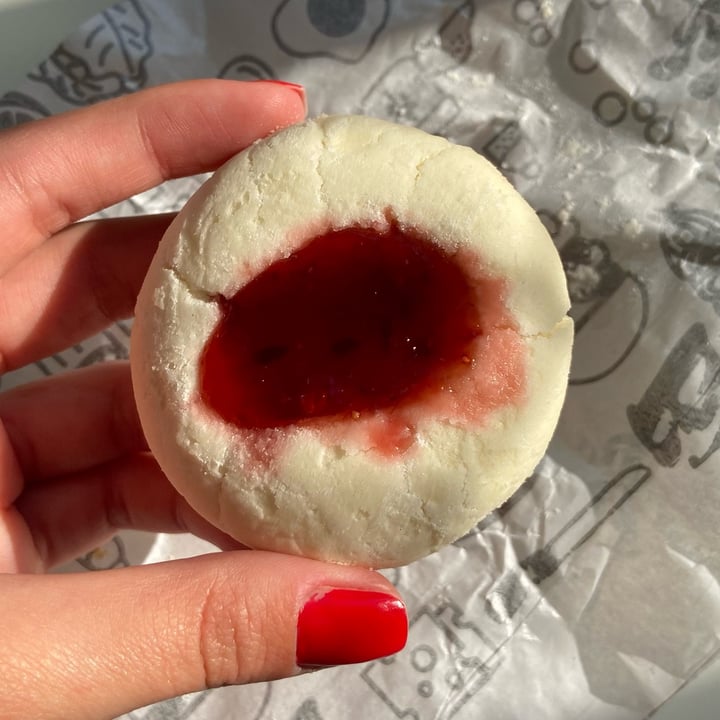review photo of Hera Veggie Sequilho com Geleia de Morango e Lavanda shared by @vegcomma on 26 Apr 2022 - review