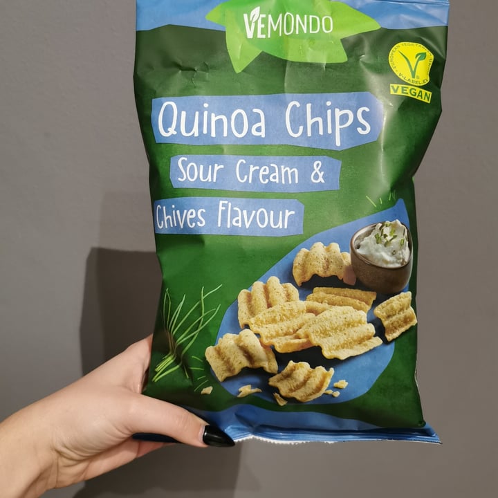 Vemondo Quinoa Chips Sour Cream & Chives Flavour Review abillion