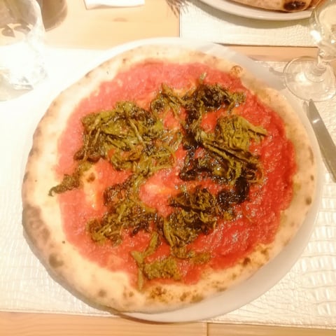 Pizza Rossa con Friarielli