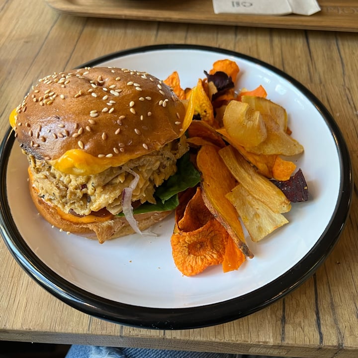 Wild & The Moon SaintHonoré Restaurant vegan à Paris Paris, France