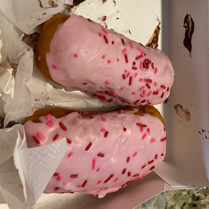 Strange doughnuts Vegan Long John Review abillion