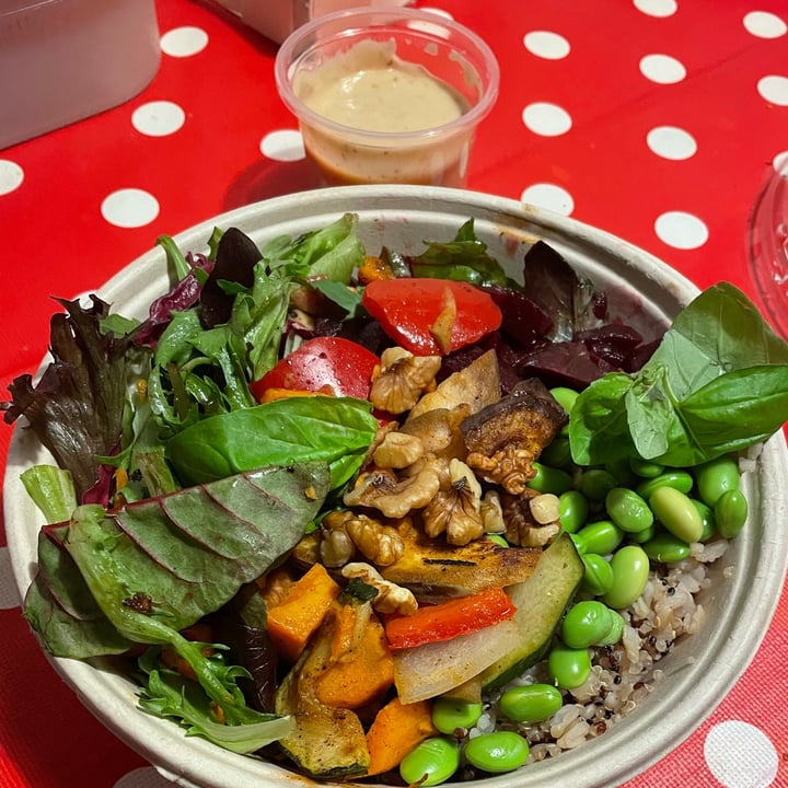 dean & david Mannheim Quadrate, Mannheim, Germany Veggie Buddha Bowl