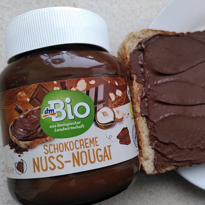 dmBio Schoko Creme Nuss-Nougut Review | abillion
