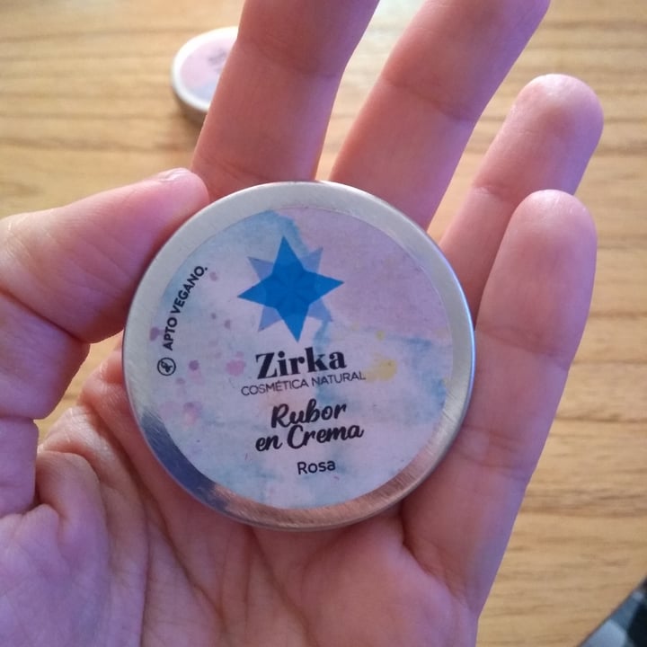 photo of Zirka Cosmética Natural Rubor en crema rosa shared by @anashadowcat on  06 Aug 2021 - review