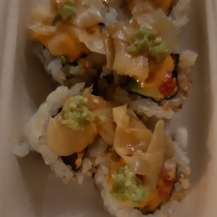 Planta Queen Spicy "Tuna" Maki Roll Reviews abillion