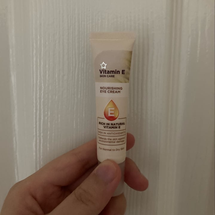 Superdrug Store plc Vitamin E Nourishing Eye Cream Reviews abillion