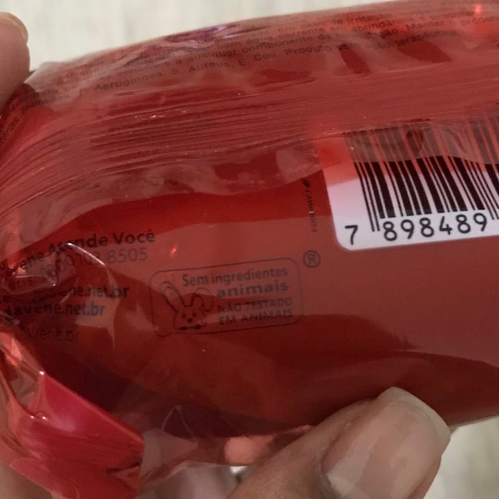 review photo of Davene Sabonete La Fruta - Cranberry shared by @joytargino on 10 Sep 2021 - review