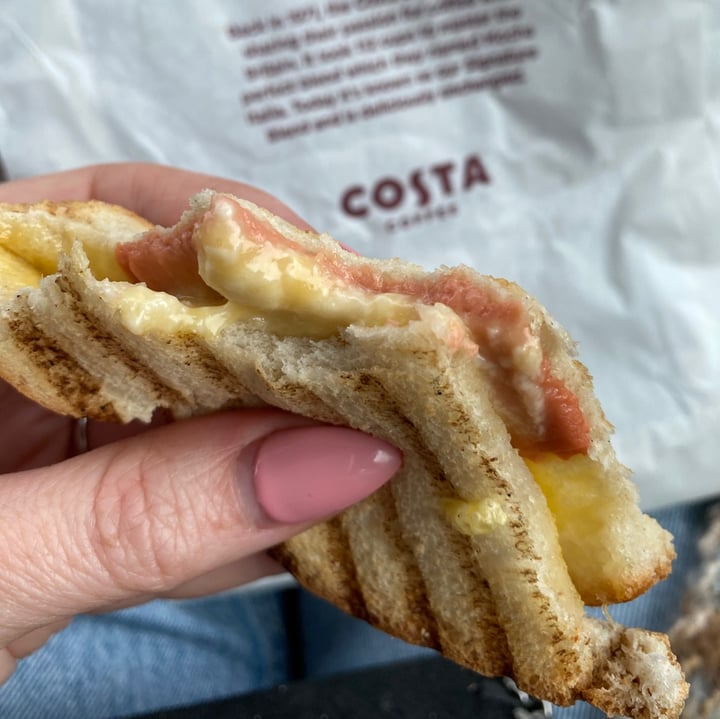Costa Coffee Cheeze & Ham Toastie Reviews abillion