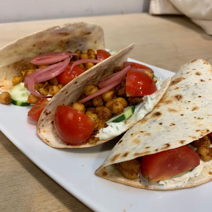 The Black Dog Tavern Tapa De Garbanzos Especiados Reviews abillion