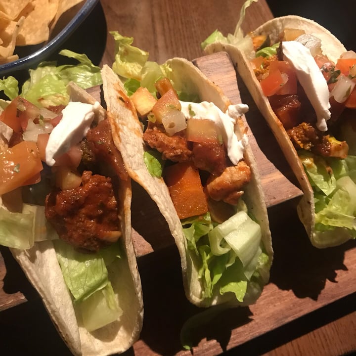 CaliMex Bar & Grill LKF Flagship Venice Beach Vegan Tacos Reviews