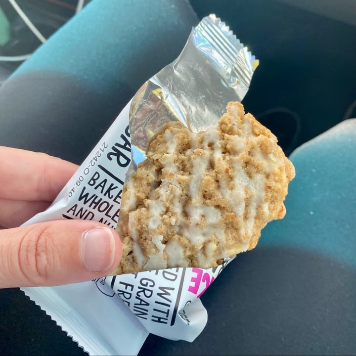 Zee Zees Birthday Cake Soft Baked Bar Review abillion