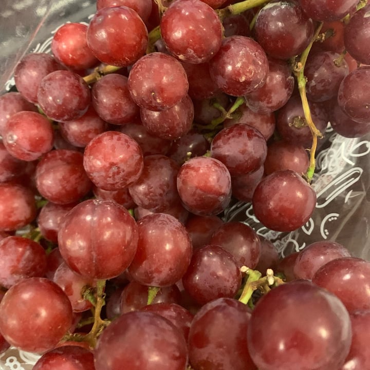Divine Flavor organic red grapes Review abillion