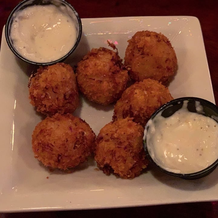 Wunderbar South Columbus, Columbus, United States SAUERKRAUT BALLS Review abillion