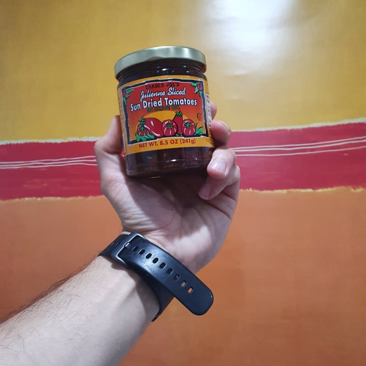 Trader Joe's Sun Dried Tomatoes In Olive Oil Review abillion