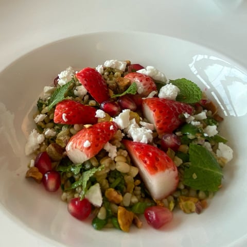 Freekeh & Strawberry Salad