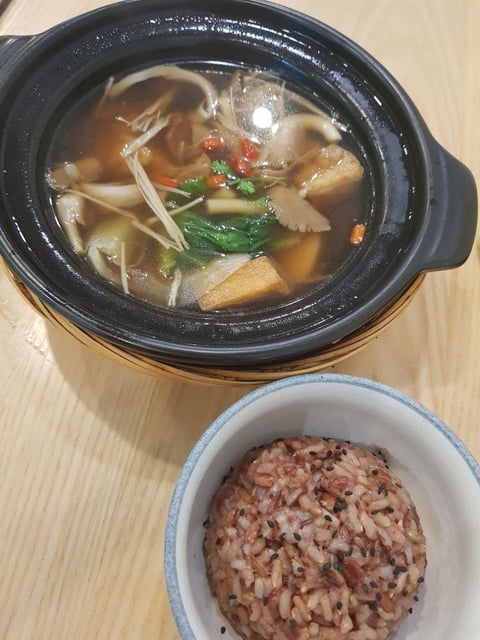 Bak Kut Teh with brown rice