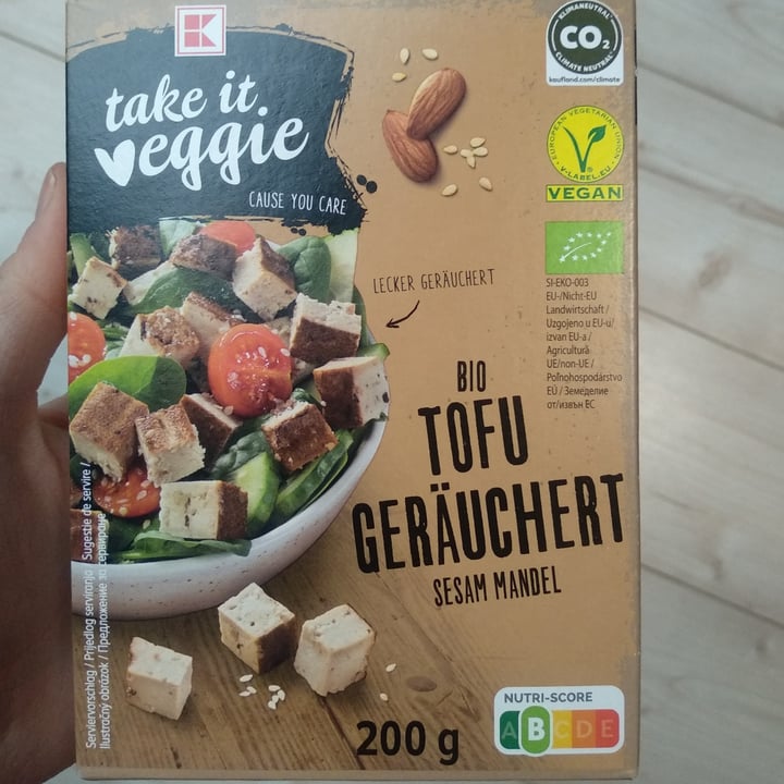 Kaufland Take it Veggie Bio Tofu geräuchert Sesam Mandel Reviews | abillion