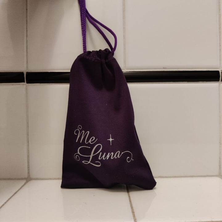 Me luna Menstrual Cup M CLASSIC Review abillion