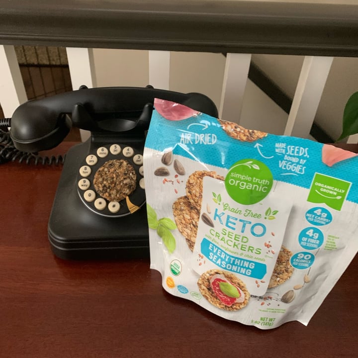 Simple Truth keto seed crackers everything seasoning Review abillion