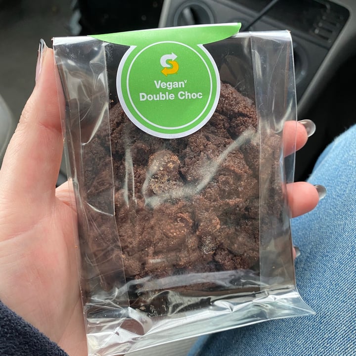 subway-double-chocolate-cookie-review-abillion