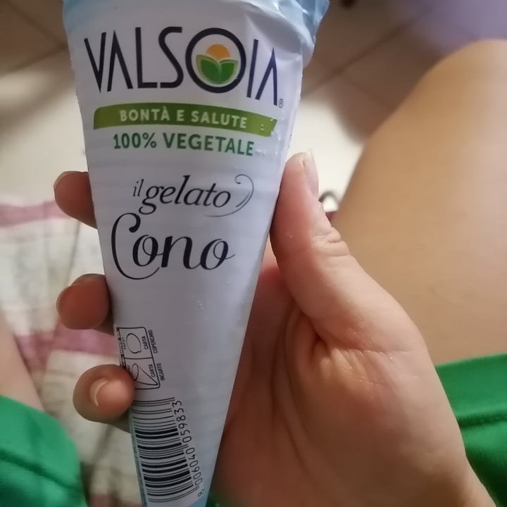 photo of Valsoia Cono Gelato shared by @grifoneveganoferoce on  20 Jul 2022 - review