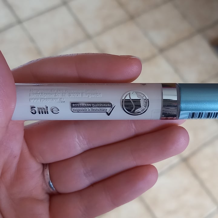review photo of Alterra Concealer shared by @anameier on 28 Nov 2021 - review