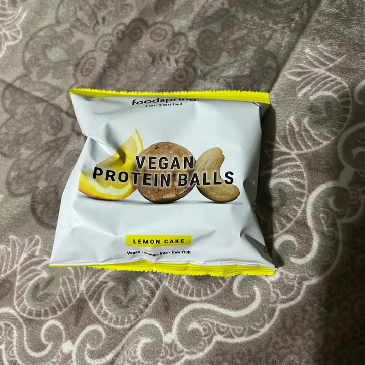Foodspring Vegan Protein Balls (Lemon Cake) Review abillion