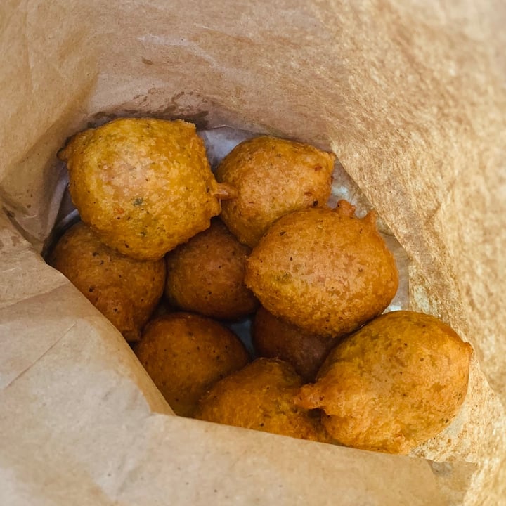 Lena’s Roti & Doubles Ajax, Canada Pholourie Review | abillion