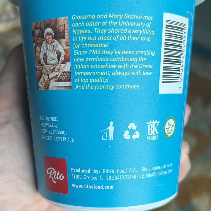 photo of Sisinni Family Spreads Vegan Hazelnut Cocoa spread shared by @lilypearmoon on  28 Feb 2022 - review