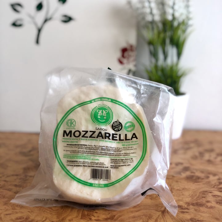 review photo of Felices Las Vacas Mozzarella shared by @fernandosuarezz on 16 Dec 2020 - review