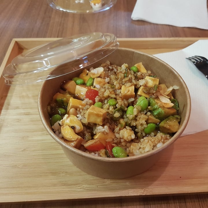 Poke Poke Zagreb, Croatia Poke Bowl Review abillion