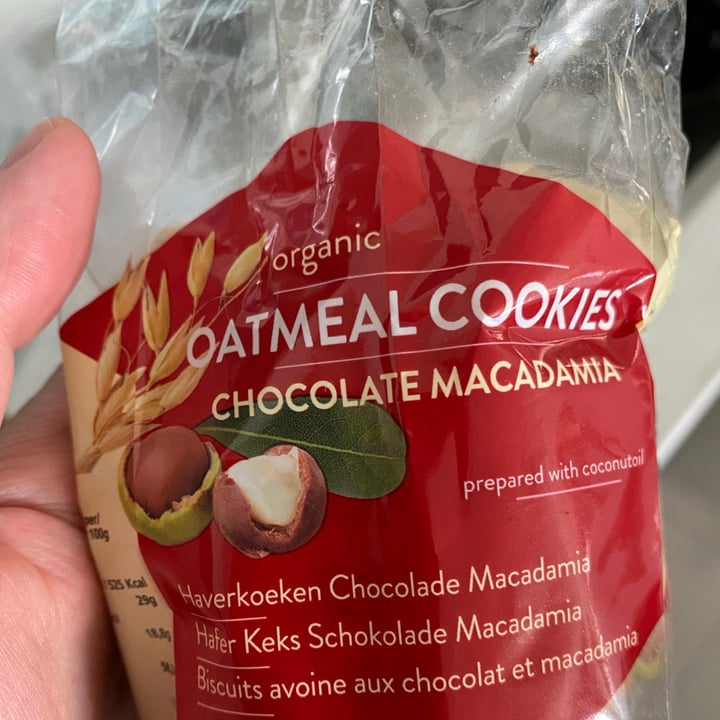 review photo of Billyâs Farm Oatmeal cookies shared by @joyveg on 08 Sep 2021 - review